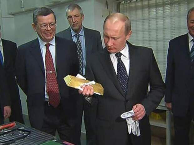 Зачем России столько золота? На Западе бьют тревогу