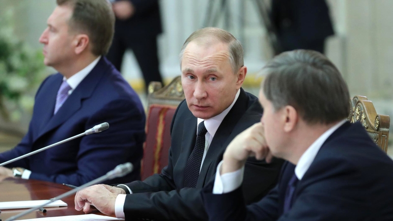 Путин хочет запретить сотрудникам ФСО рассказывать о службе в Интернете