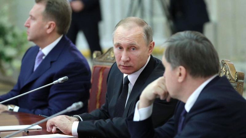 Путин пообещал Volkswagen поддержку на российском рынке
