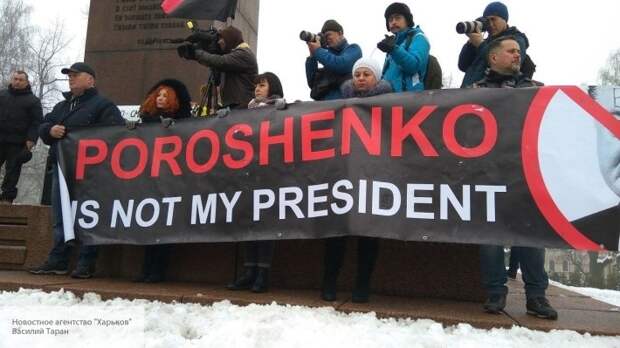 Це буде не просто закручування «гайок», а стискання «пружин»: в Киеве предупредили - Порошенко и Аваков начнут еще жестче давить неугодных