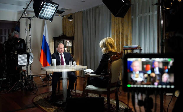 Путин поставил на место журналистку NBS после слов об RT