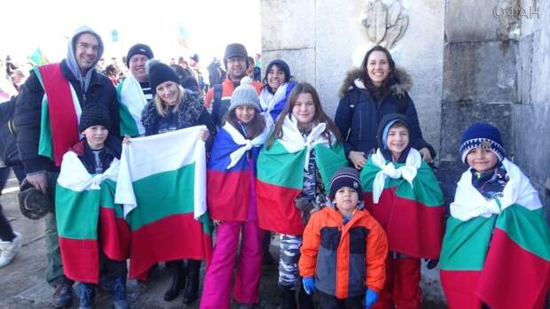 Как власти Болгарии мешали своему народу праздновать 140-летие его освобождения. Колонка Владимира Тулина
