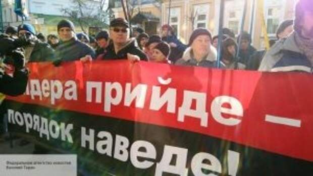 Жирные агенты Кремля, не скрываясь, разгуливают Киевом: нацисты призвали ловить «неугодных» по всей стране и менять на пленных солдат ВСУ