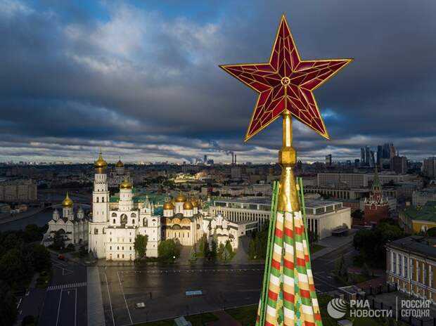 Новое оружие Запада: против нас применяют боевую глупость