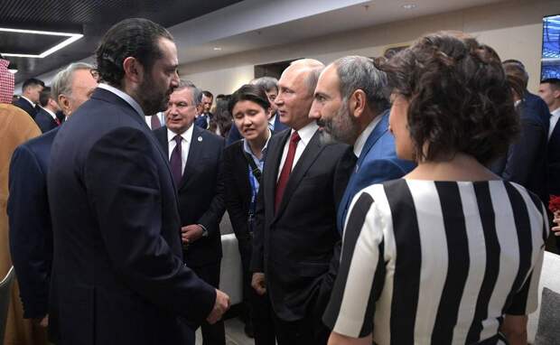 Личное знакомство лидеров Армении и Азербайджана состоялось