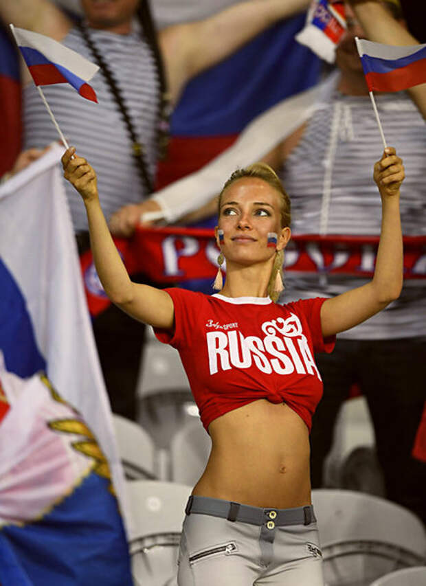 «Поклонницы футбола в России затмили собой сам футбол!» - иностранцы о ЧМ