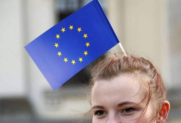 На пути к сближению: Евросоюз может отменить визы для россиян