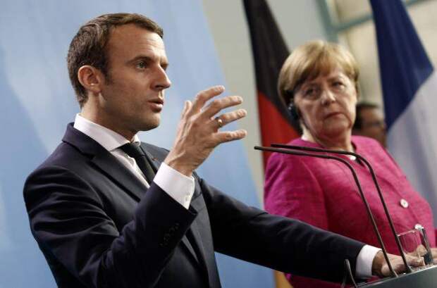 Западные СМИ о расколе в ЕС: Макрон стремится занять место Меркель