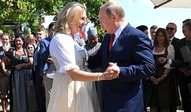 Поведение Путина на свадьбе удивило музыканта