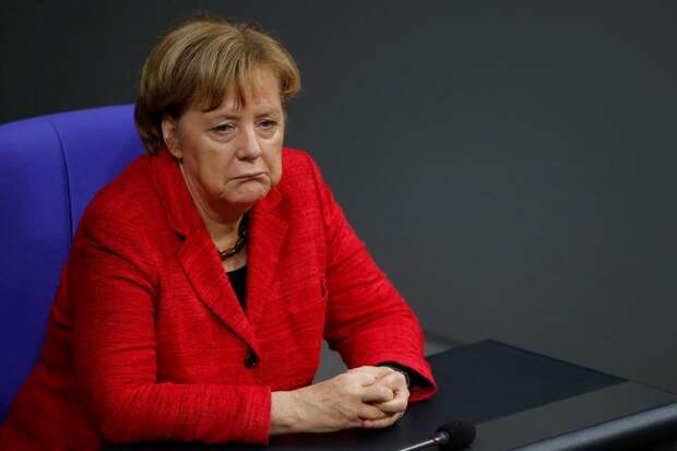 Меркель покаялась: «Простите, люди»