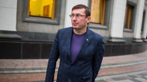 Генеральный прокурор Украины сбежал