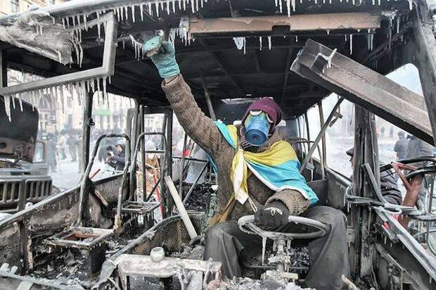 Майдан в картинках — к пятой годовщине украинского сумасшествия