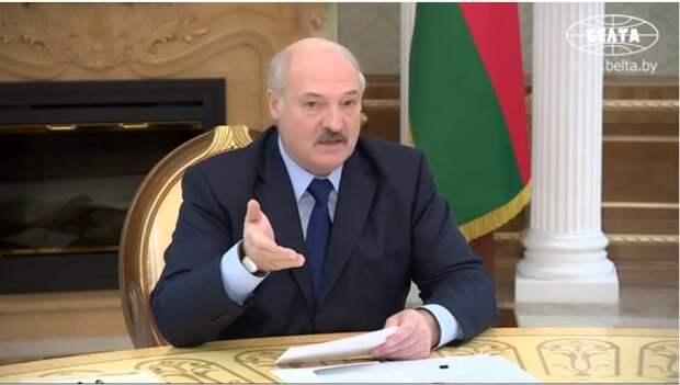 Лукашенко посчитал невыгодным членство Белоруссии в ЕАЭС