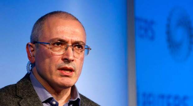 &quot;Шататели&quot; режима. Зачем Ходорковский собирает оппозицию в Праге