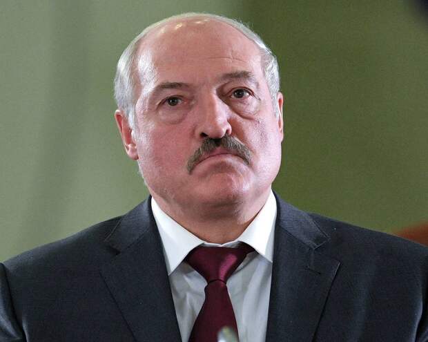 Острое заявление Лукашенко: берите пистолеты и наводите порядок