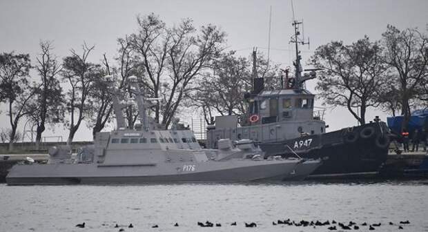 Киеву нет смысла бряцать чужими кораблями у Керченского пролива