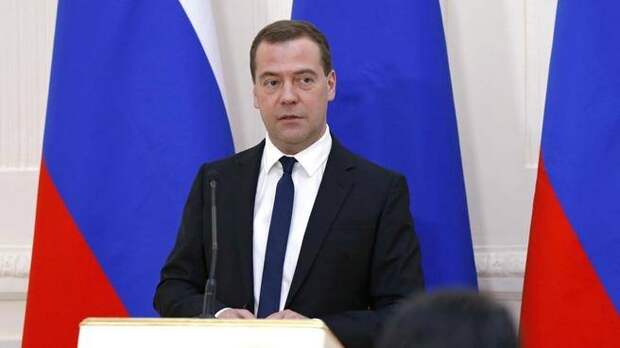 Медведев: существующей системе распределения благ не хватает справедливости