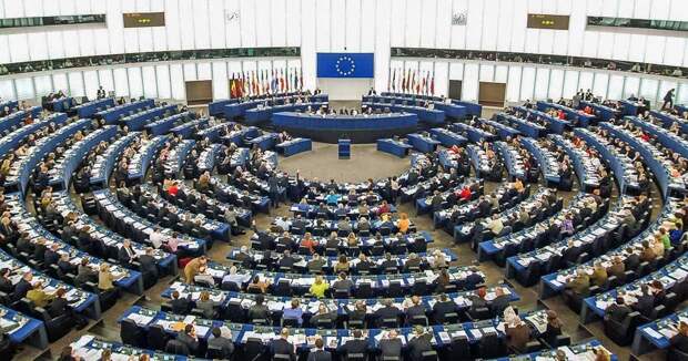 Новый выпад в адрес России: Европарламент «играет последний акт»