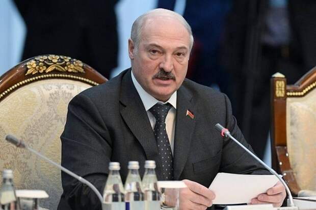 «Родных не выбирают»: Лукашенко назвал Россию «такой-сякой»