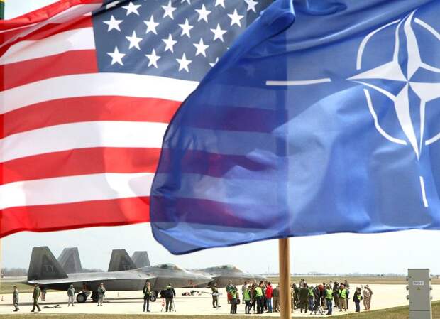 США и НАТО уничтожили международное право, когда сбросили бомбы на Белград
