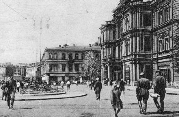 Киев, улица Воровского (ныне Крещатик).1924 год. 