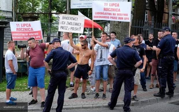 Заробитчане превращают Польшу в «украинское гетто» и двухобщинное государство