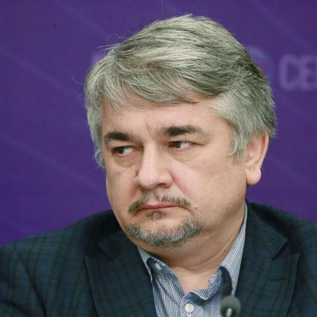 Ищенко привел два объяснения перфоманса Зеленского с пулей в ООН