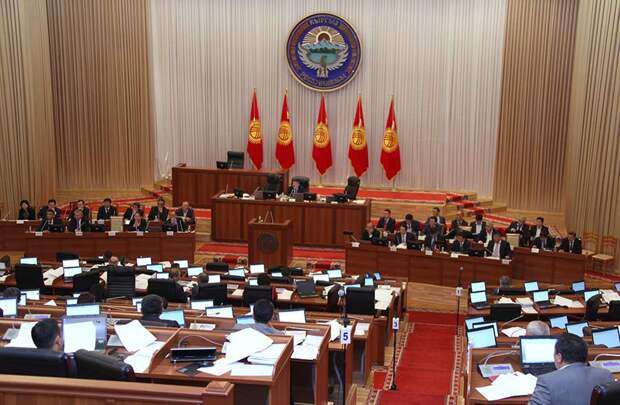 Парламентские выборы в Кыргызстане: деньги – не главное