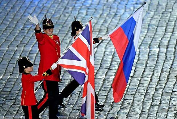 «Великобритания превратится в Россию»: Лондон ищет Путина