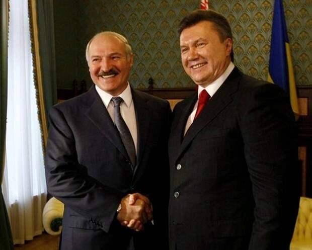 Лукашенко ведут по пути Януковича