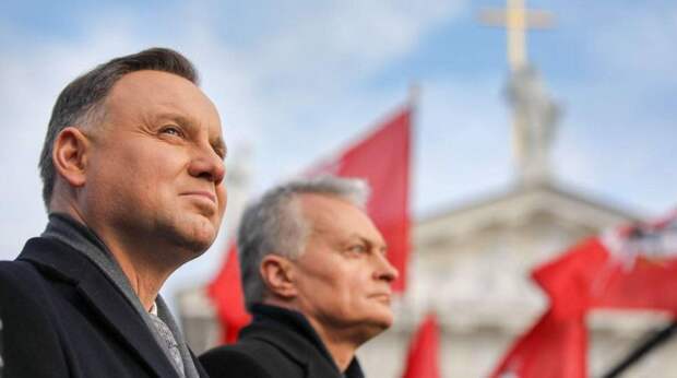 Президент Польши рад делегации из Минска на похоронах убийц белорусов