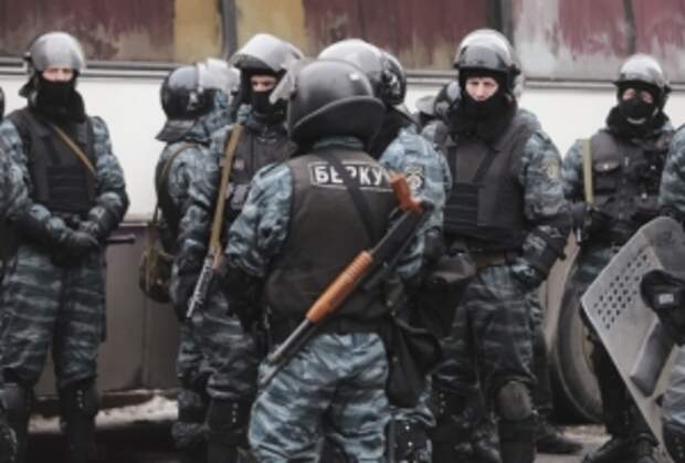 Родня «небесной сотни» завопила о реванше из-за возвращения в Киев экс-бойцов «Беркута»
