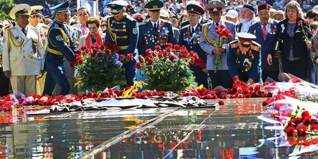 Казахстан нашел повод для отмены парада в честь 75-летия Победы