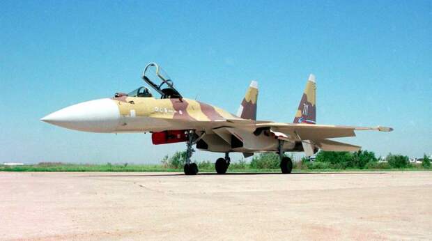 Экспериментальный Су-37 шокировал Запад