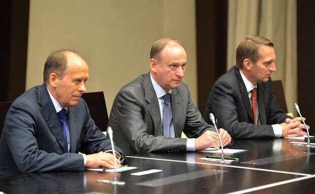 В ближний круг Путина входят шесть человек