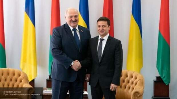 Лукашенко: Украине пора пойти на уступки, пока Россия не отмахнулась