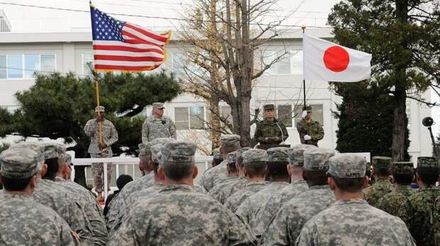 Япония «сливает» базы США, пользуясь проблемами «союзника»