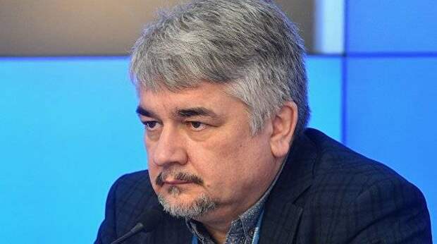 Ищенко озвучил, как украинские олигархи лишат власти Зеленского