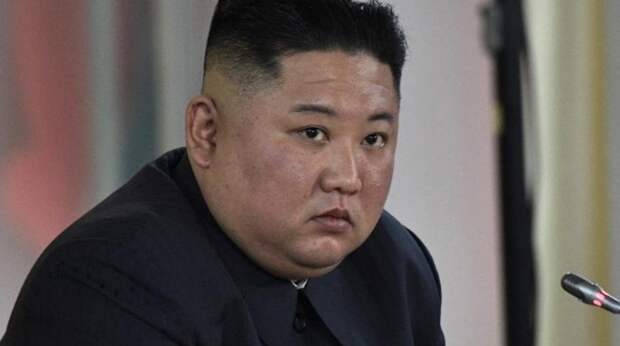 СМИ: Ким Чен Ын находится в коме
