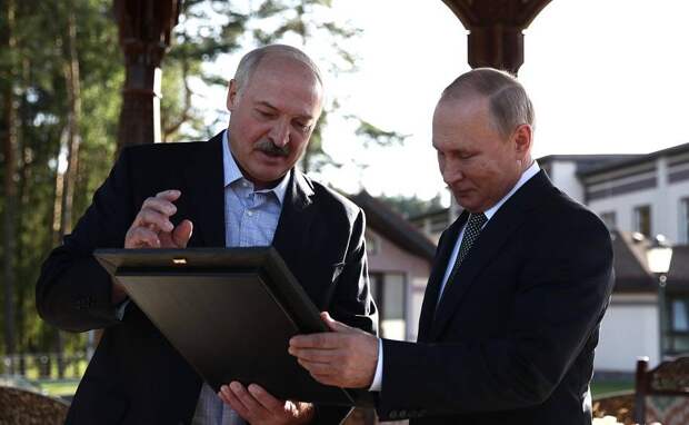 Геополитический вызов для Путина: западные эксперты о событиях в Белоруссии