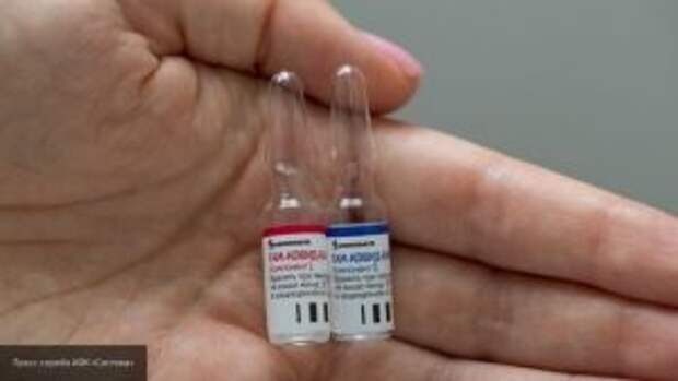 Мирзаян считает, что США обиделись на Россию из-за вакцины от коронавируса
