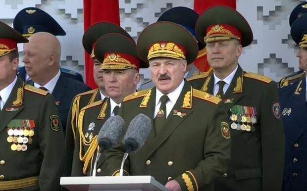 Эксперт грамотно перечислил ошибки Лукашенко, которые ведут к майдану