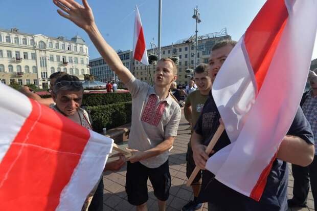 Польские СМИ: поможем Минску за часть земель