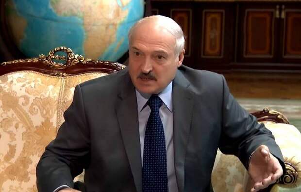 Отказ Киева считаться с Лукашенко может спровоцировать Минск признать Крым