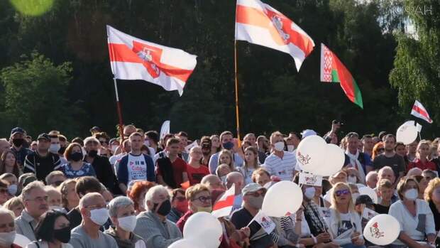 Белорусскую оппозицию упрекнули за призывы к неповиновению из-за кордона