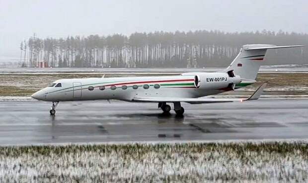 Почему самолет Лукашенко уже неделю находится в Швейцарии