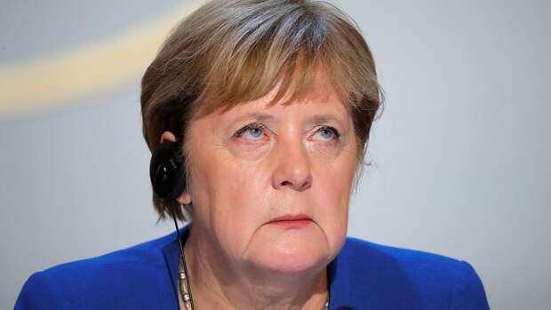 Меркель при определенных обстоятельствах «ляжет» под американцев