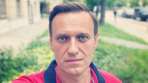 Пять неудобных вопросов адептам Навального о его отравлении