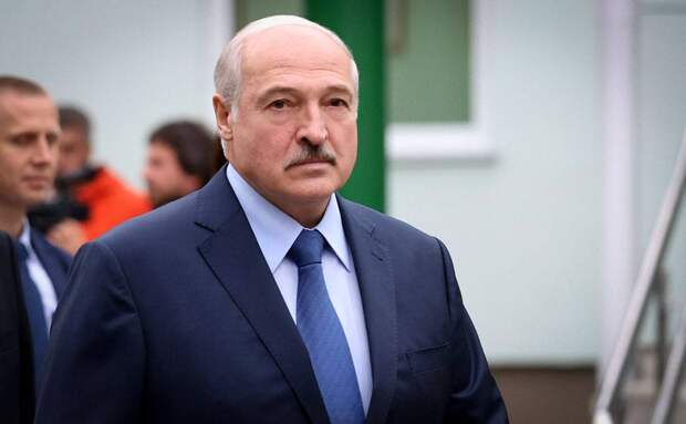 Поддерживают Лукашенко: как россияне относятся к событиям в Белоруссии