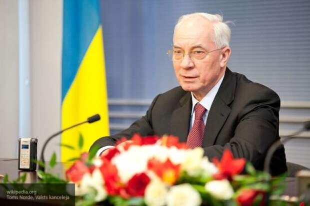 Азаров призвал Украину предоставить особый статус Донбассу